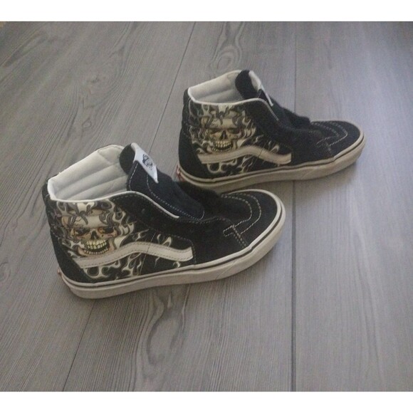 Vans Sk8-Hi Flame Skull Blk Sneakers - Sz Mens 3.5/Womens 5 - Picture 2 of 8